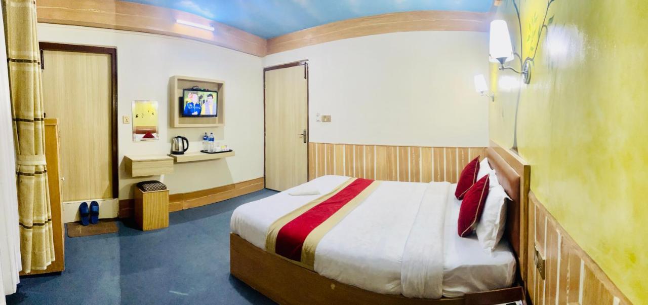 Thamel Seasons Hotel Kathmandu Bagian luar foto