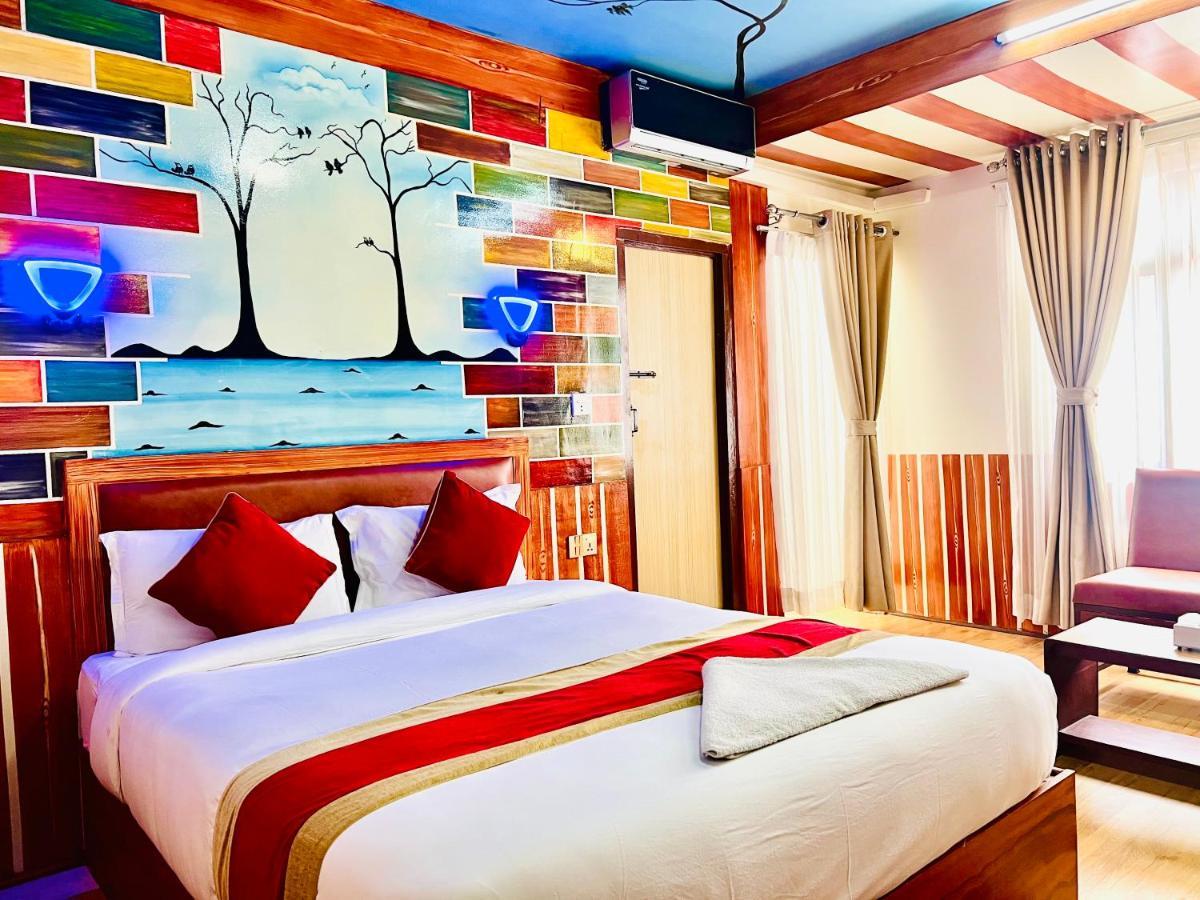 Thamel Seasons Hotel Kathmandu Bagian luar foto