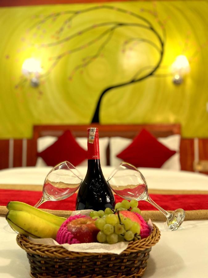 Thamel Seasons Hotel Kathmandu Bagian luar foto